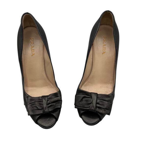Prada Womens Size 38.5 US 7.5 Leather Heels Gunmetal Peep Hole Toe Made in Italy - Picture 15 of 16